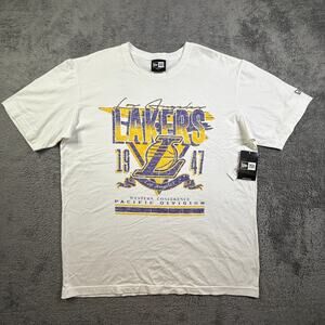 New Era Los Angeles Lakers Shirt NEW Mens L Relaxed Fit Crew Neck Short Sleeve